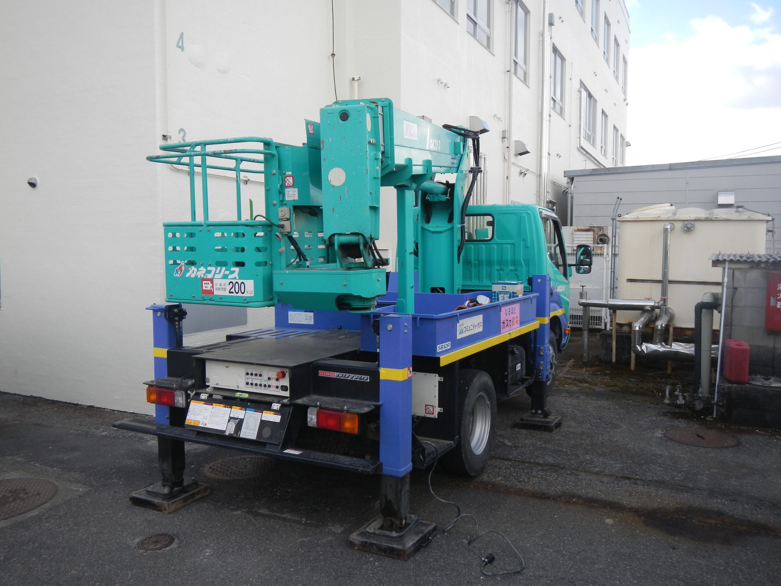 ガス工事高所作業車